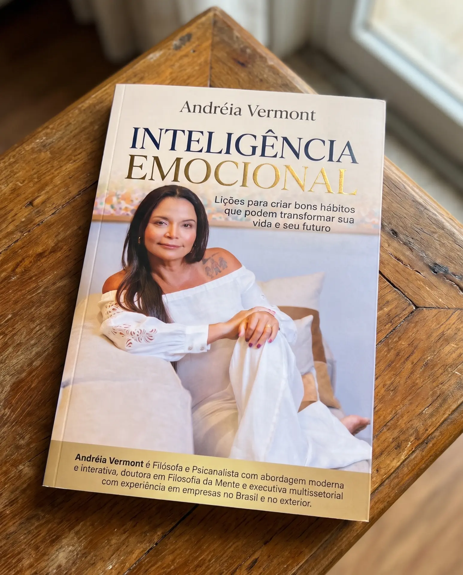 Capa do livro Inteligência Emocional